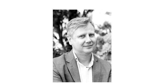dr Michał Paździora