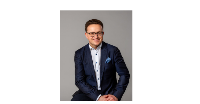 dr Piotr Rodziewicz