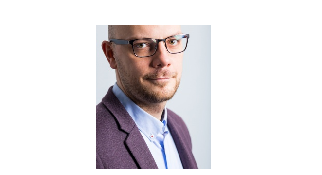 dr hab. Radosław Strugała prof. UWr